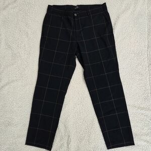 Bershka Women's Black Checkered‎ Ankle Pants